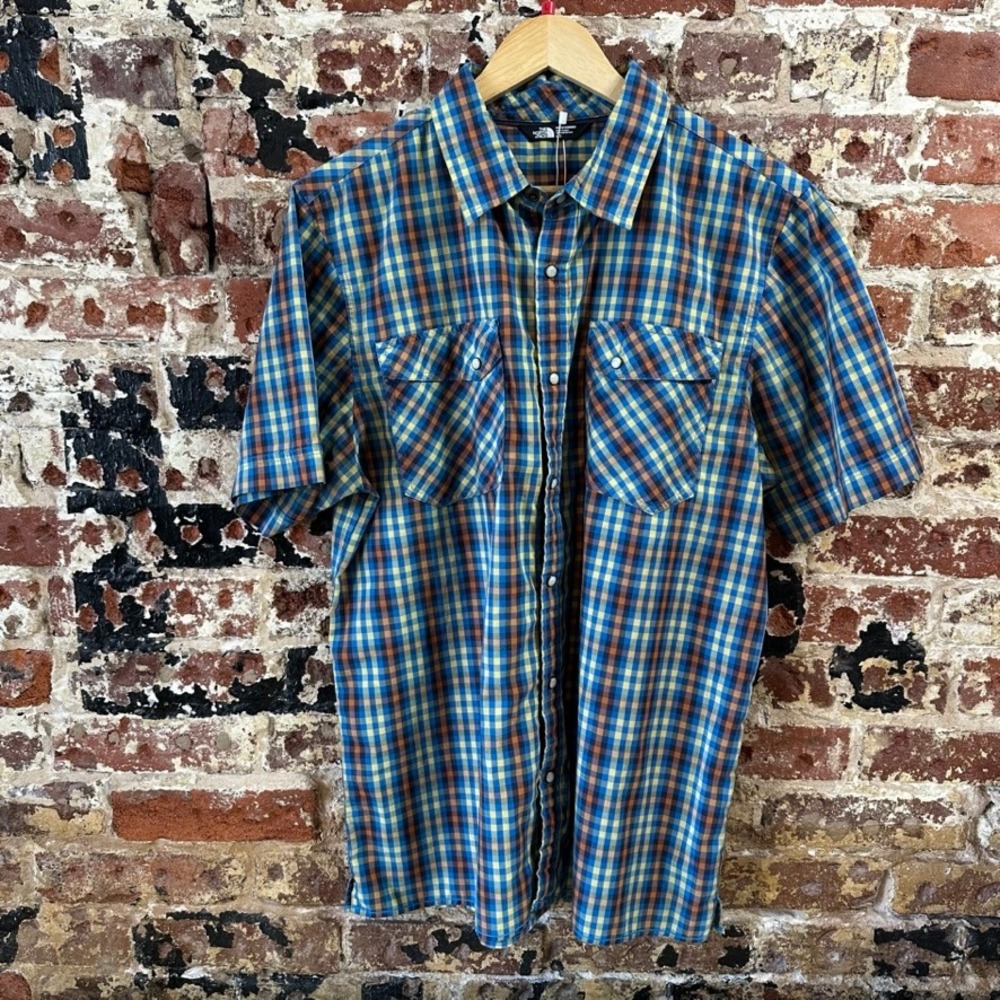 The North Face Mens Large Short Sleeve Button Up Blue Western Plaid Shirt